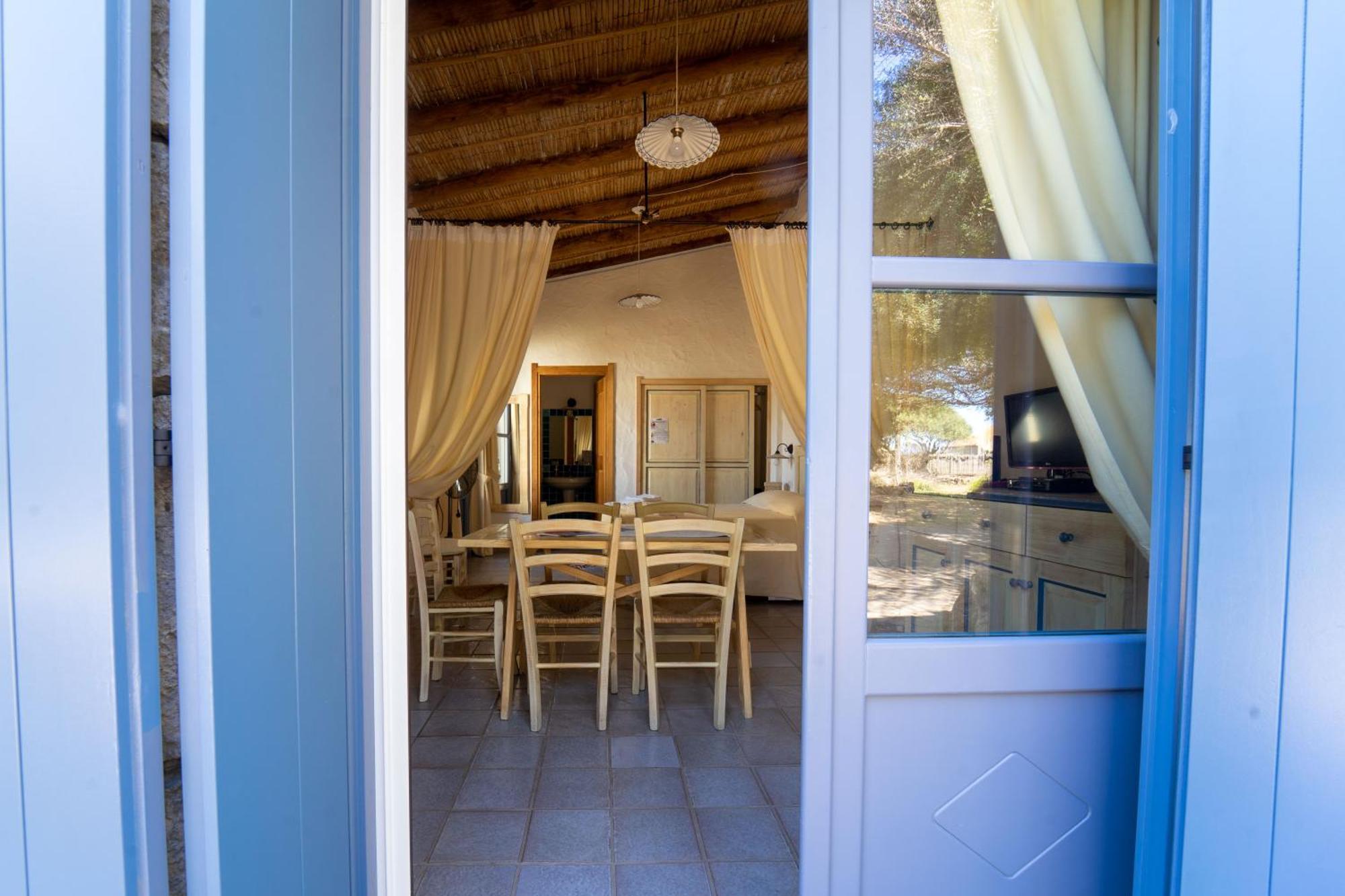 Residence Isola Dei Mori SantʼAntìoco Εξωτερικό φωτογραφία